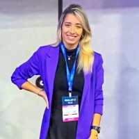 Thaís Galante Email