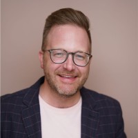 Four Seasons Hotels and Resorts Employee Zach Thomas's profile photo