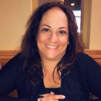 TEAM Schostak Family Restaurants Employee Lisa Hiller's profile photo