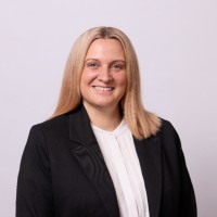 Sarah Hutchinson Email & Phone Number