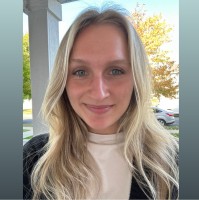 CSI Creative (Architectural Interior Acoustic Solutions) Employee Emma Treinen's profile photo