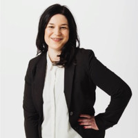 i Live Group GmbH Employee Stefanie Heinrich's profile photo