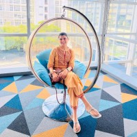 Himani Pathak Email