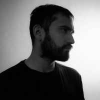 Daniel Aragón Email