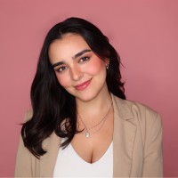 Renatta Cosmetics Employee Isabela González Garza's profile photo