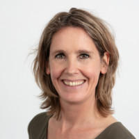 Ellen Blom Email