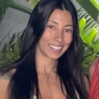 Aika Beach Wear Employee Fernanda Correa's profile photo