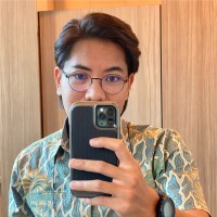 QatarEnergy Employee Nik Wan's profile photo