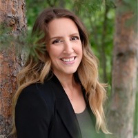 Andra Holmstrom