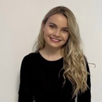 Perfmaker.com Employee Manon Valéry's profile photo