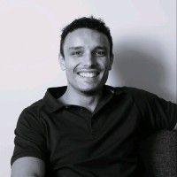 Hugo Minault Email