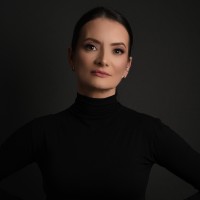 Justiça Federal Employee Karine Colle's profile photo