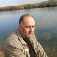 رعد العبد Email