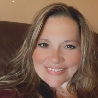 Biscuits & Bath Employee Rosa Krausch's profile photo