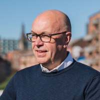 Ian Leach Email & Phone Number