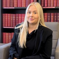 Chloe Elliott Email