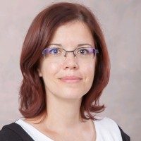 Dóra Nagy Email