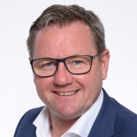 Bernd Zacharias Email
