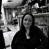 Angélique Geens Email