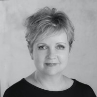 Jones Theatrical Group Pty Ltd Employee Dawn Martin's profile photo