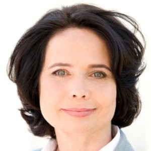 Simone Schönfeld Email