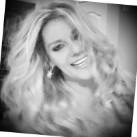 Sutton Pierce Employee Jennifer Reynolds's profile photo