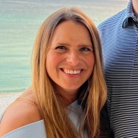 Amy Deer Email & Phone Number