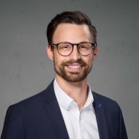 Simon Hiller Email