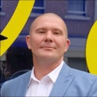 Krzysztof Czerek Email