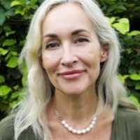 Katrine Henriksen Email