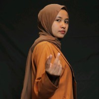 Language Center Employee Zuni Lilaifi's profile photo