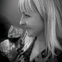 Sieur d'Arques Employee Julie Morales's profile photo