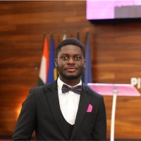 Gradcracker Employee Reynolds Osei's profile photo