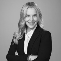 Badgley Phelps Wealth Managers Employee Elizabeth Coll's profile photo