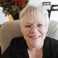 Stacey Shields Email