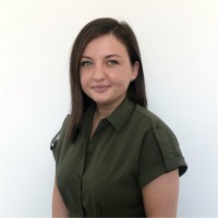 Petra Szatmári Email