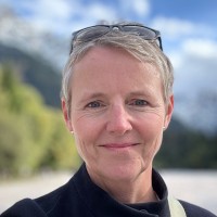 Joanna Simon Email