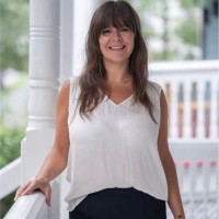 HUFF Realty Employee Mandy Nance's profile photo