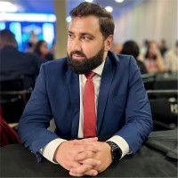 Lucas Dias Email