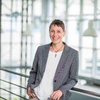 Katharina Schuster Email