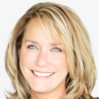 RE/MAX Accès Employee Helene Fraser's profile photo