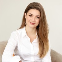 Mia Loubser Email