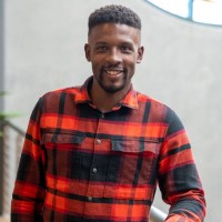 De-Wayne Dennis Email & Phone Number
