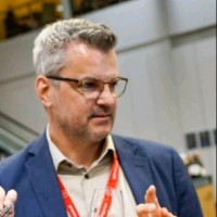 Lars Auerbeck Email