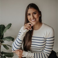 Daphine dos Santos Email