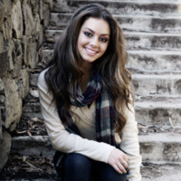 SimplyDesk Employee Penelope Fernandez's profile photo
