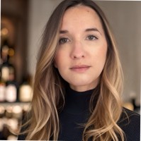 Strong/MDI Screen Systems Employee Veronique Bouchard's profile photo