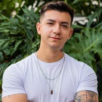 Compre Clicks Employee Gabriel MacEdo's profile photo