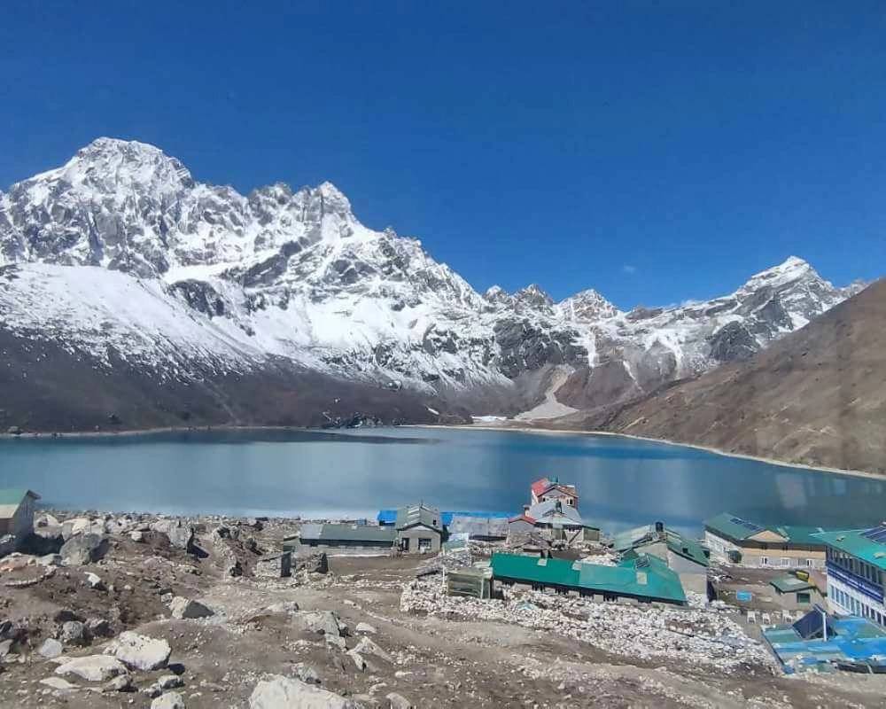 gokyo lake trek, nepals popular everest region trek