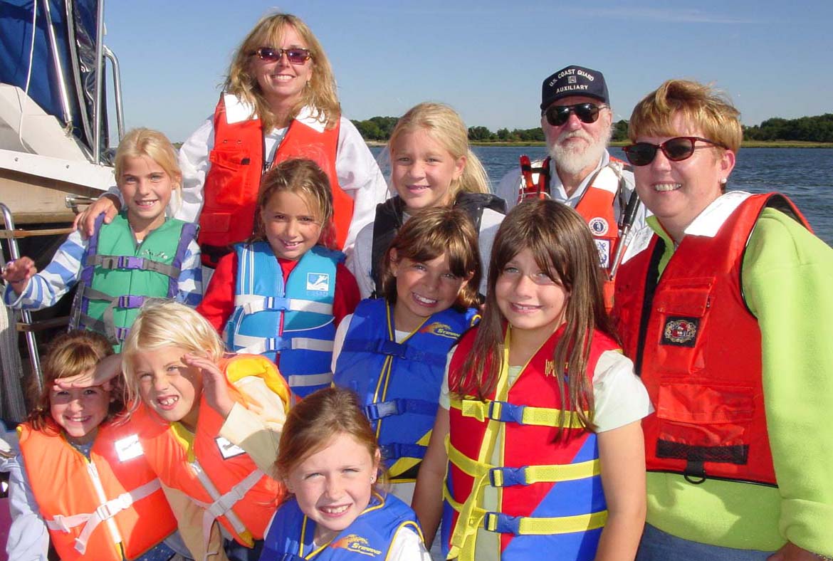 lifejackets lifejackets